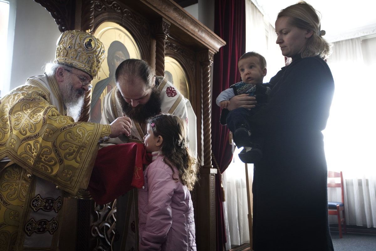 The sunday morning service in the Serb enclave of Gracanica.